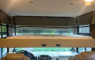 2018 Thor Class A Motor Coach - Pets Allowed