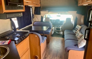 C Class "Stella" Pet & Kid Friendly, Easy drive