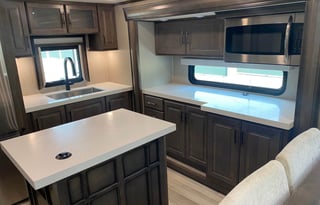 Luxury Rear kitchen Grand Design Solitude