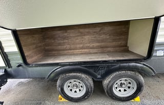 Wanderer-For Couples Who Love to Travel in Comfort