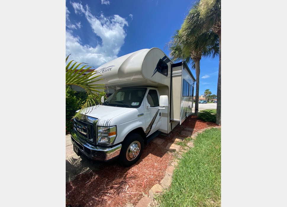 Class C Motor Home rentals in Post Falls