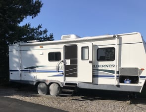 Fleetwood RV Wilderness 270FQS