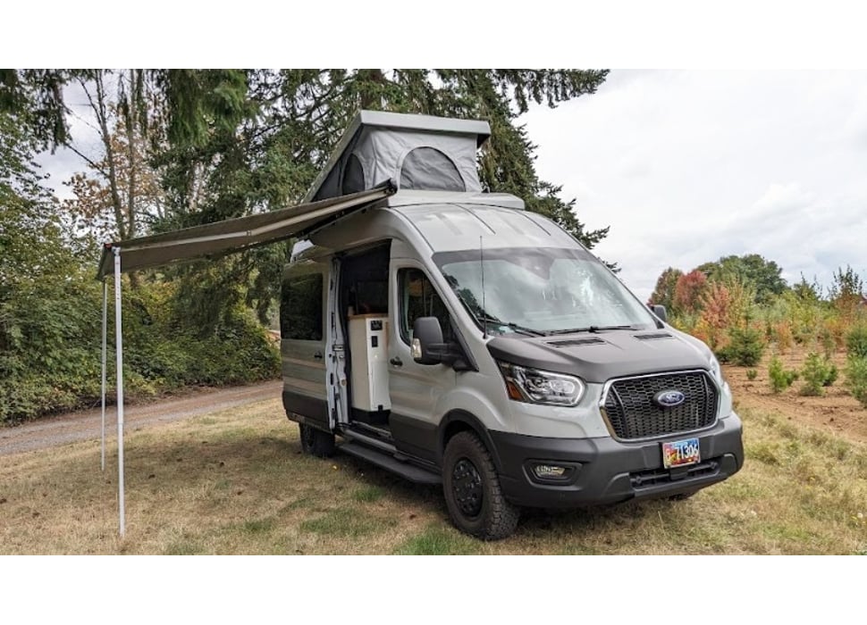 Class B Camping Van rentals in Sumner