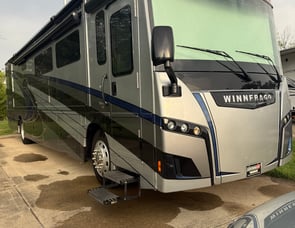 Winnebago Forza 38W