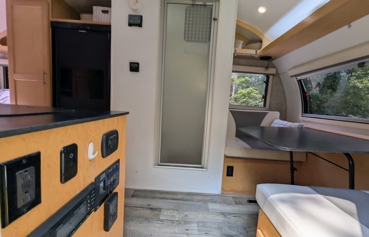 Solid cabinetry and pop-out windows throughout make this interior classy, bright and accommodating. Ample storage and everything you will need to enjoy your experience.