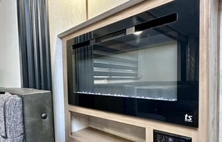 GLAMPING ALERT! Beautiful 2023 Forest River RV