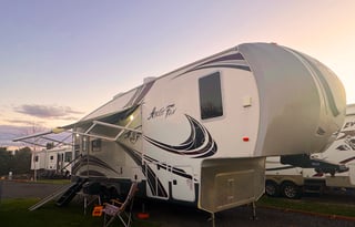 Arctic Fox 29-5T  Washer/Dryer We Deliver & Setup