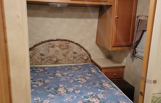 2005 Palomino Puma 30DBS