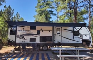 Our B E A Utiful Blue Pearl Reflection