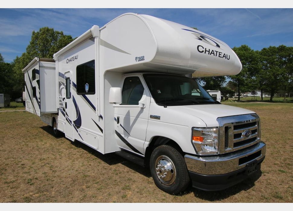 Class C Motor Home rentals in Jenison