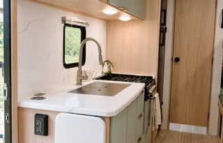 The Coop | Family-Friendly Bunkhouse | Solar