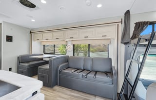 Gently Used Spacious 2023 Forest River Sunseeker