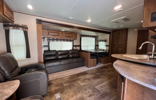 2017 Crossroads Zinger Z-1 Travel Trailer