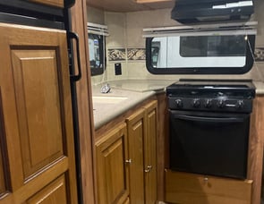 Forest River RV Rockwood Ultra Lite 2605S