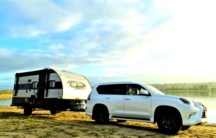 Get a great deal on our newer travel trailer ❤️ Plan your trip to any campground, campsite and state beach!