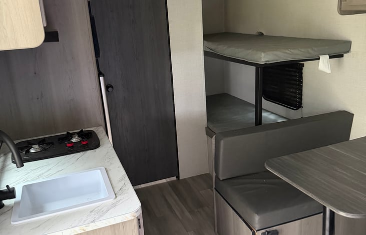 Kitchen, dining and bunks