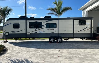 “Our Cozy Happy Place Travel Trailer Rental Puma “