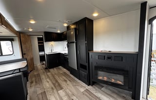 (NEW) Luxury Camper, with Delivery and set up!!!