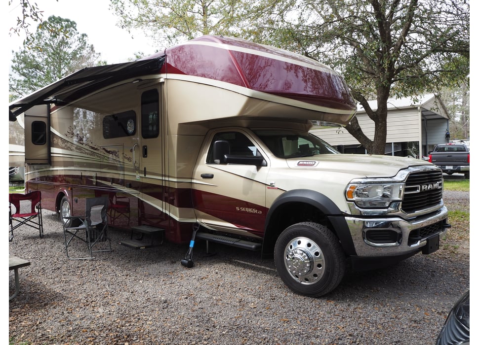 Class C Motor Home rentals in Mandeville