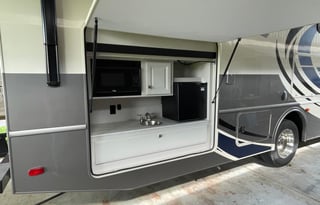 Luxury Family Class A Adventure