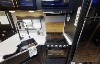 Experience the epitome of modern camping luxury!