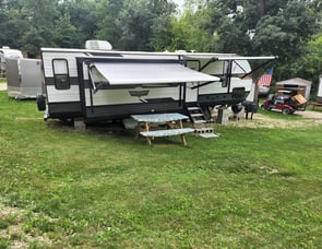 Forest River RV Wildwood 27RE