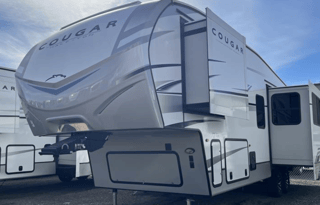 Spacious Keystone 5th Wheel