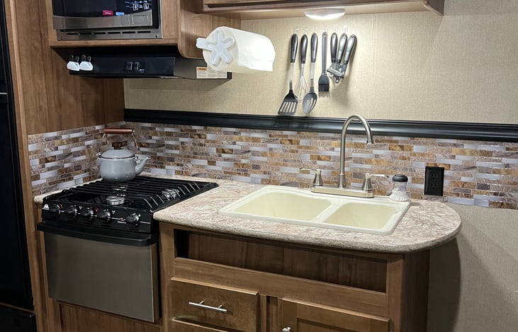 Fully stocked kitchen