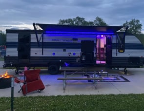 Forest River RV Cherokee Grey Wolf 26BH