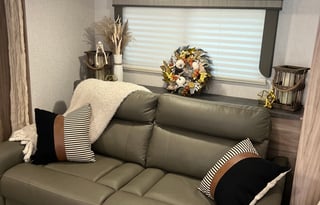 Minnie Winnie FLX | Solar Bunkhouse | Sleeps 6!