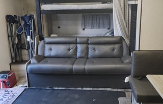 FAMILY  FUN TIME FULLY STOCKED SLIDEOUT