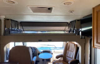 2016 Thor Motor Coach Axis 25.1