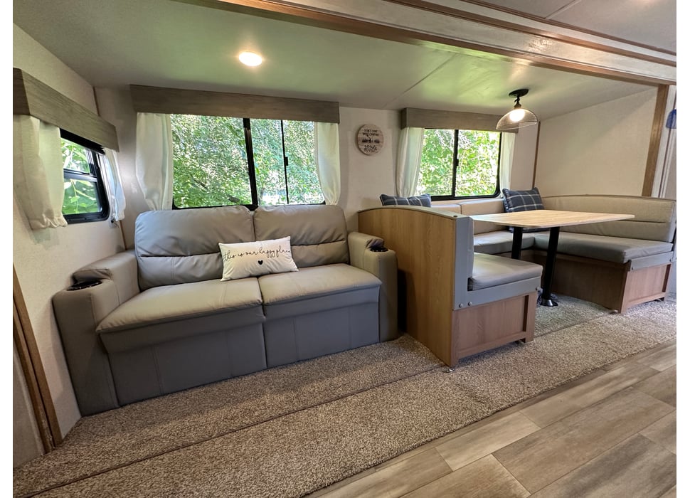 Travel Trailer rentals in WATFORD