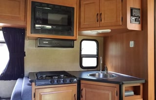 NEW FOR RENT 2015 THOR MAJESTIC