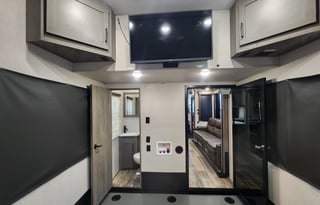 2021 Keystone RV Raptor 415