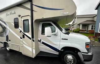 2018 Thor Motor Coach Four Winds 22B