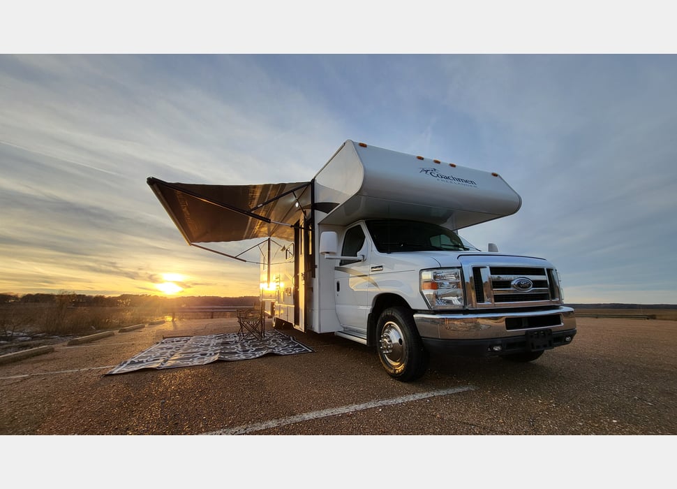 Class C Motor Home rentals in Collierville