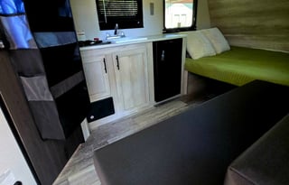 Cozy Travel Trailer-Delivery&Setup Only-No pickup
