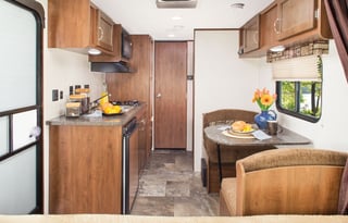 GULLIVER (2017 Jayco Jay Flight SLX 174BH)