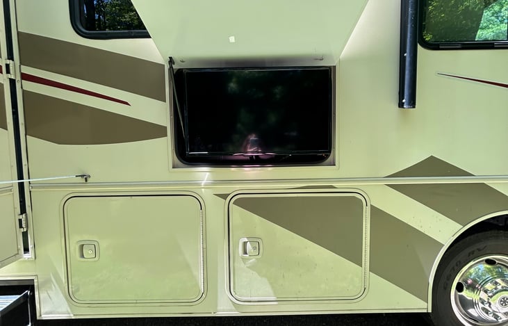 Outdoor TV