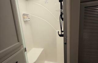 Modern Hill Country Glamping - 2024 Luxury RV