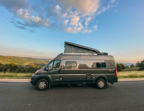 Winnebago Solis 59PX