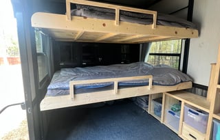 Close to isle of palms and Downtown Charleston