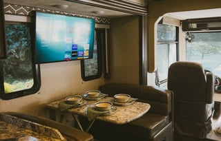 2019 Freedom Traveler—Spacious Family RV