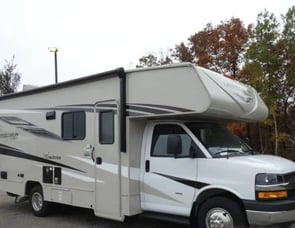 Coachmen RV Leprechaun 230FS Ford 450