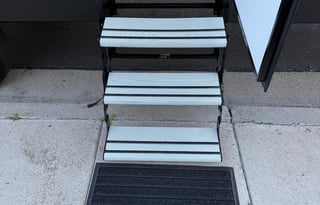 HONEST RVS – TOY Sleeps 5 (Compact)