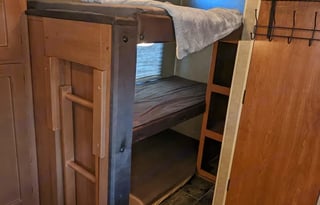 FULLY STOCKED! Forest River RV Cherokee Grey Wolf 28BH