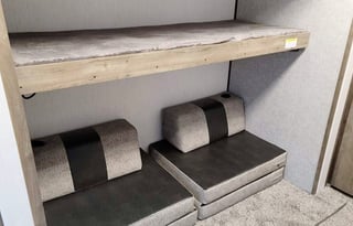 2021 Heartland Pioneer DS 320