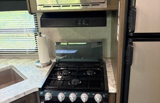 2019 Dutchmen RV Coleman Light 2405BH