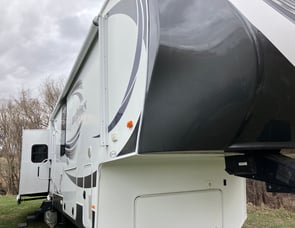 Heartland Bighorn 3875FB
